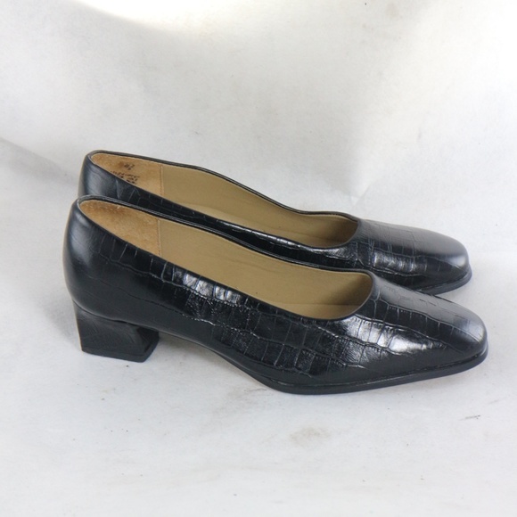 Easy Spirit Shoes Easyspirit Black Croc Embossed Leather Heels